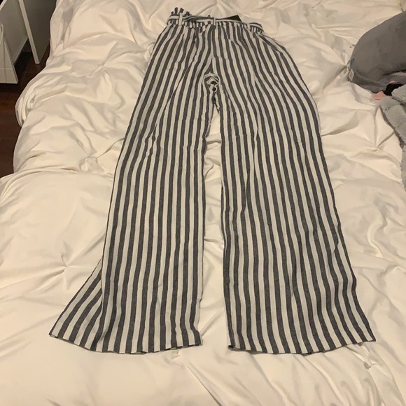 Heidi Striped Belted Pant (Cream and dark Blue) - Picture 3 of 4